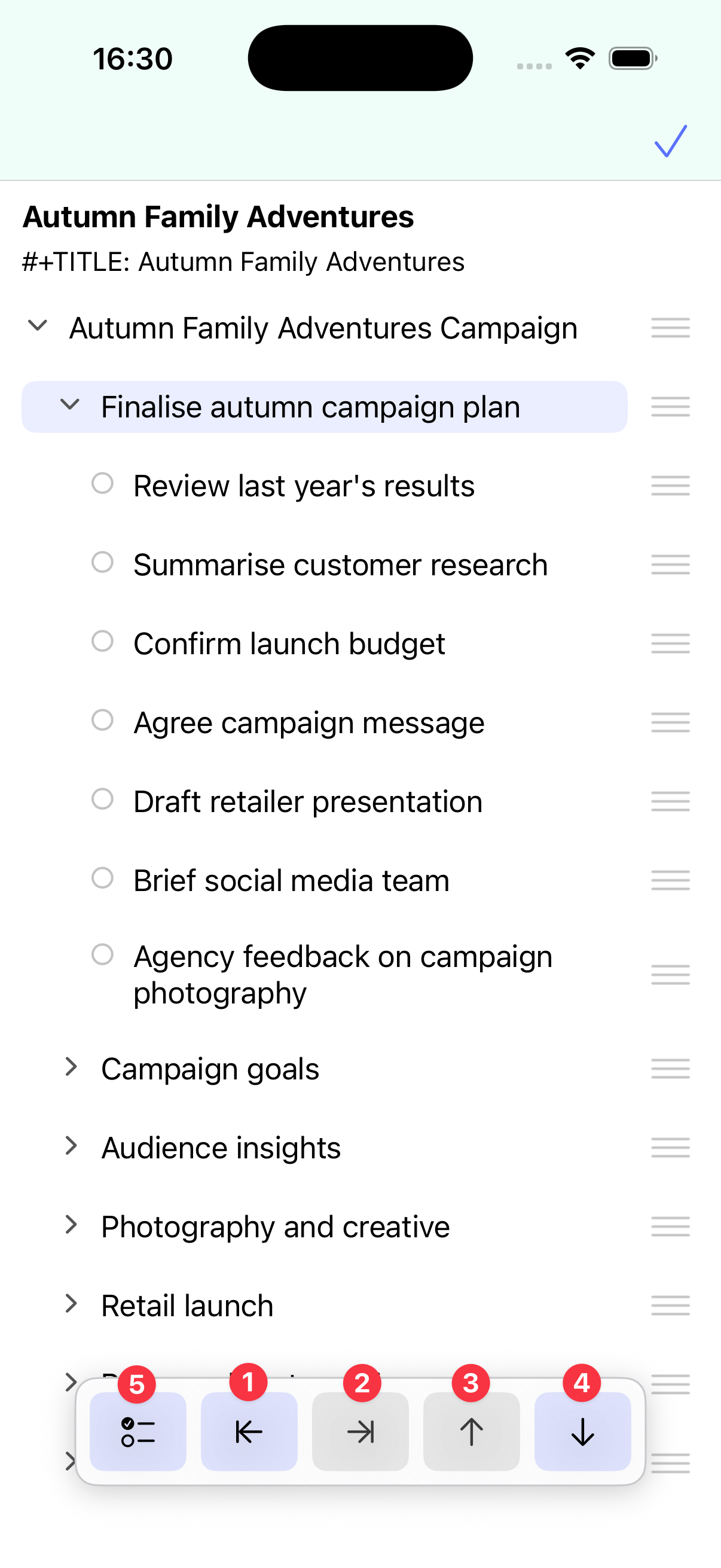 Arrange mode with controls for moving and nesting headlines